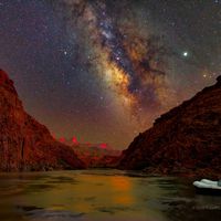 Büyük Kanyon Üzerinde Gün Batımı ve Gece Gökyüzü