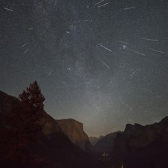  Perseid Night at Yosemite 