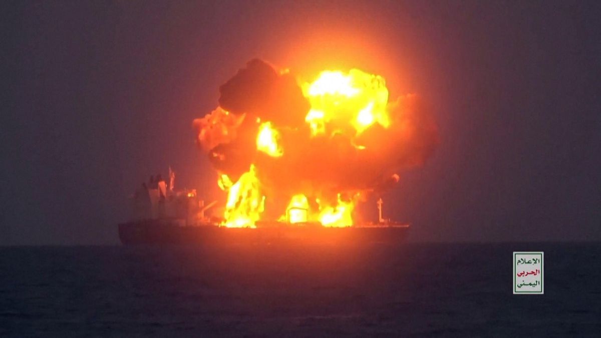 Red Sea Oil Tanker Saved From Catastrophe