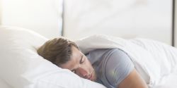 uyumak için yorganı üzerimize çektiğimizde neden kendimizi güvende hissederiz?