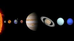 Evrendeki bütün gezegenler küre şeklinde mi?