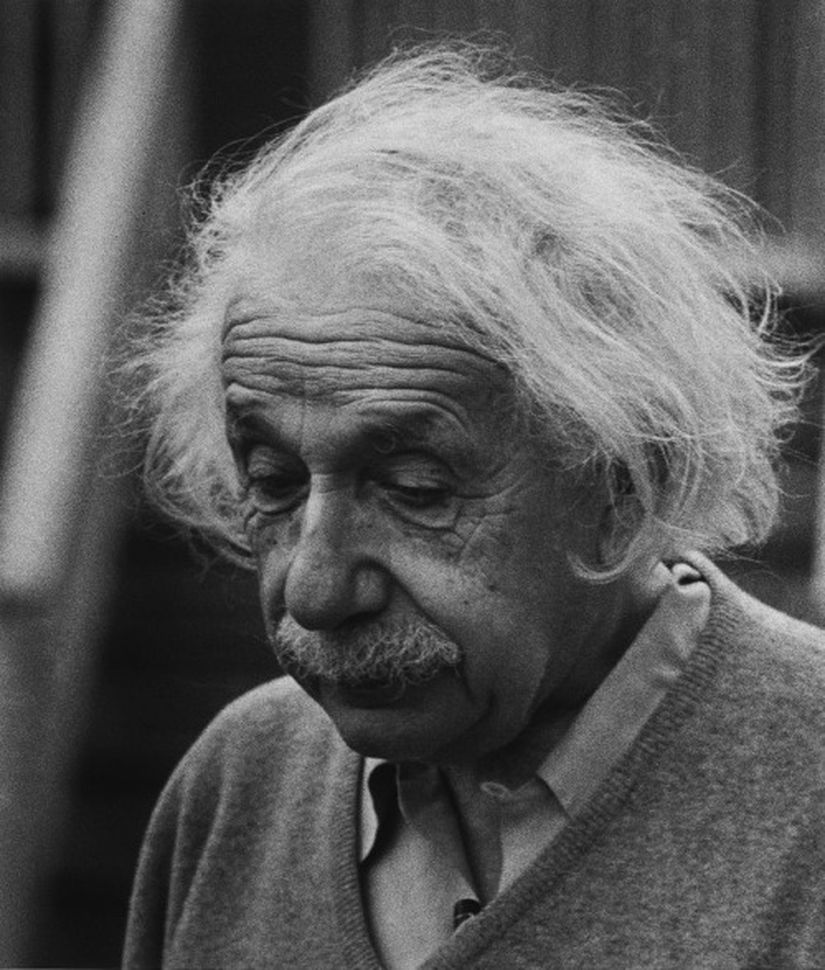 Alman Teorik Fizikçi Albert Einstein