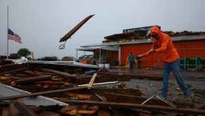 Biden Surveys Hurricane Damage While Pushing For Aid